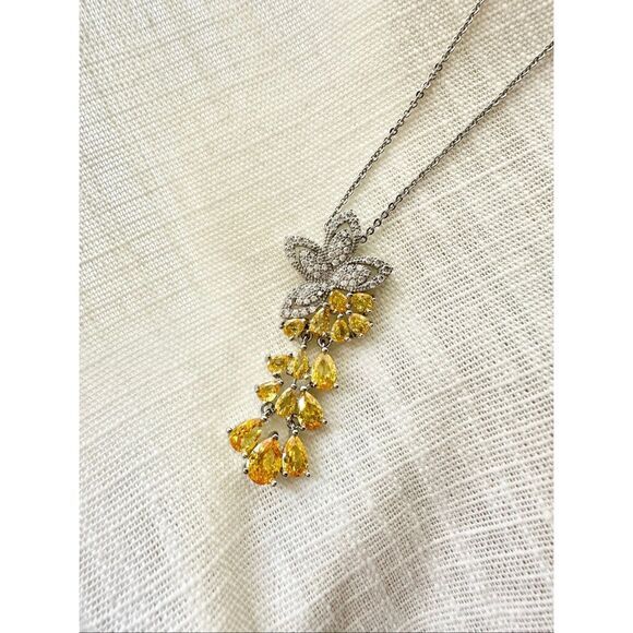 Stunning cubic zirconia canary yellow flower dangle statement necklace - Picture 1 of 4